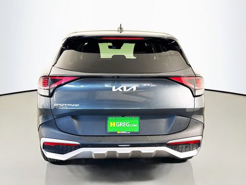 Used 2024 Kia Sportage LX image 8