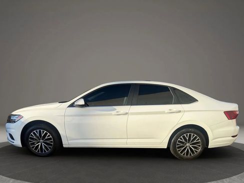 Used 2021 Volkswagen Jetta SE image 8