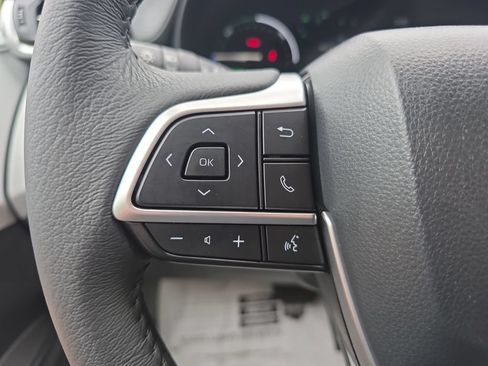 Used 2025 Toyota Sienna XLE w/ XLE Plus Package AWD/4WD image 24