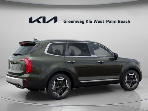 New 2025 Kia Telluride S image 8