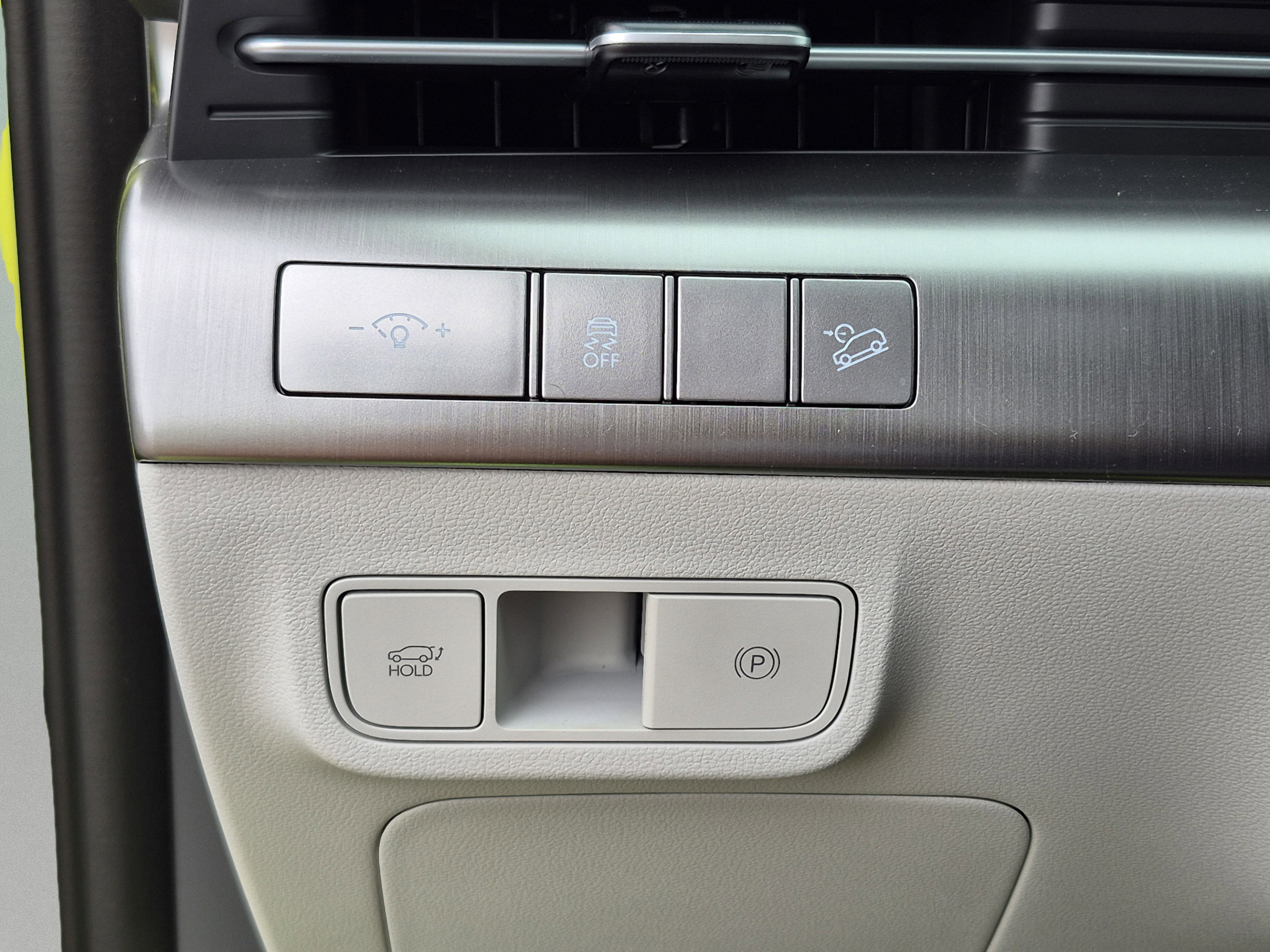 New 2026 Hyundai Kona Limited FWD image 28