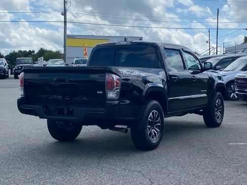 Used 2020 Toyota Tacoma TRD Sport w/ Technology Package image 6