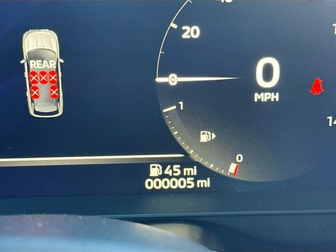 New 2026 Mitsubishi Outlander SE image 12