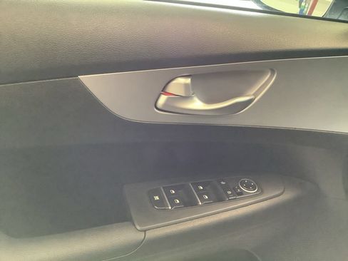 Certified 2024 Kia Forte LXS FWD image 23
