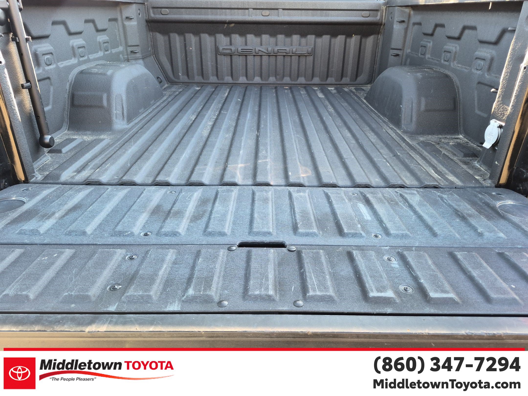 Used 2022 GMC Sierra 1500 Denali AWD/4WD image 33
