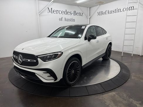 Used 2026 Mercedes-Benz GLC 300 4MATIC image 3