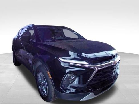 Used 2024 Chevrolet Blazer LT w/ Convenience Package image 4