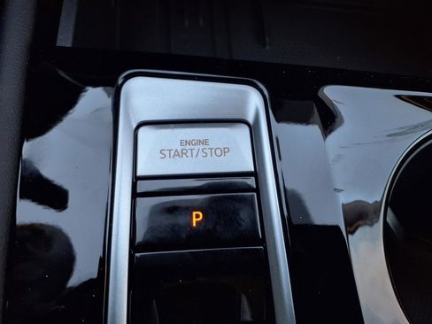 New 2026 Volkswagen Atlas SEL image 43