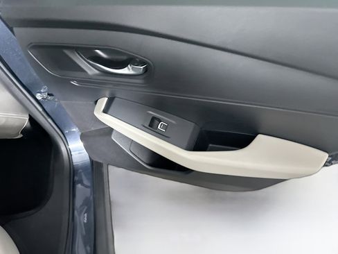 Used 2025 Honda Accord SE image 28