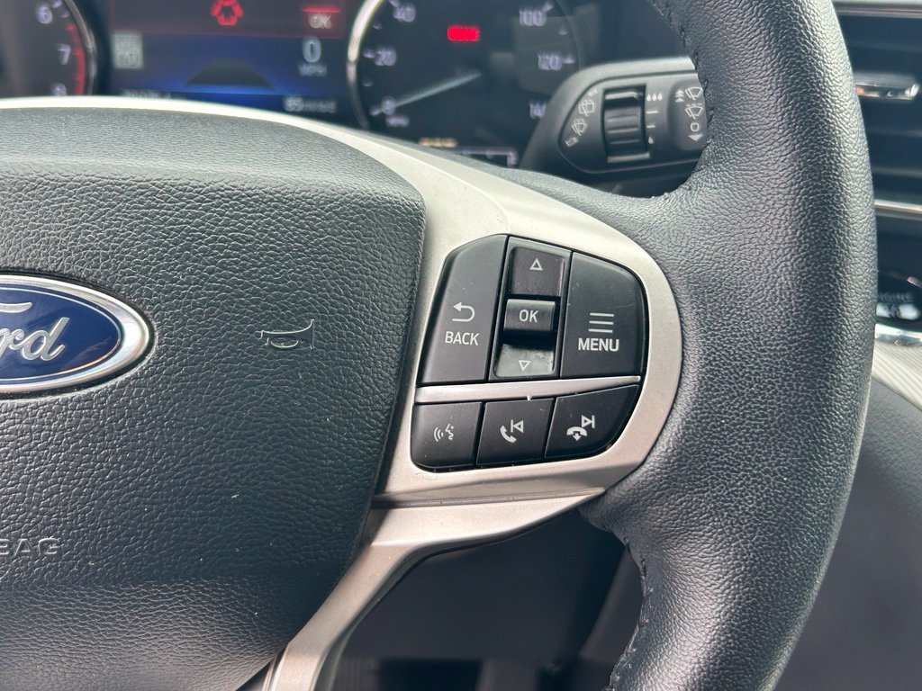 Used 2023 Ford Explorer XLT w/ Equipment Group 202A RWD image 38