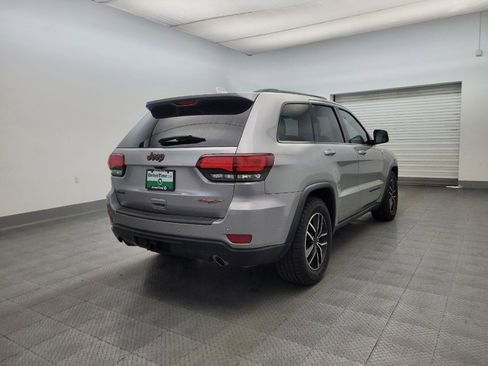 Used 2019 Jeep Grand Cherokee Trailhawk w/ Trailhawk Luxury Group AWD/4WD image 7