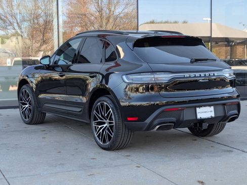 New 2026 Porsche Macan image 3