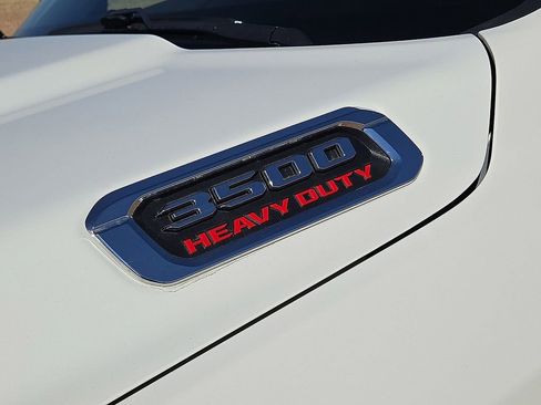 Used 2024 RAM 3500 Laramie image 12