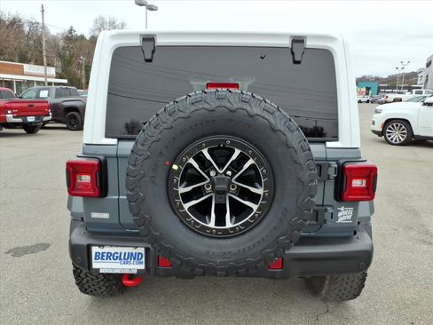 New 2026 Jeep Wrangler Unlimited Rubicon image 5