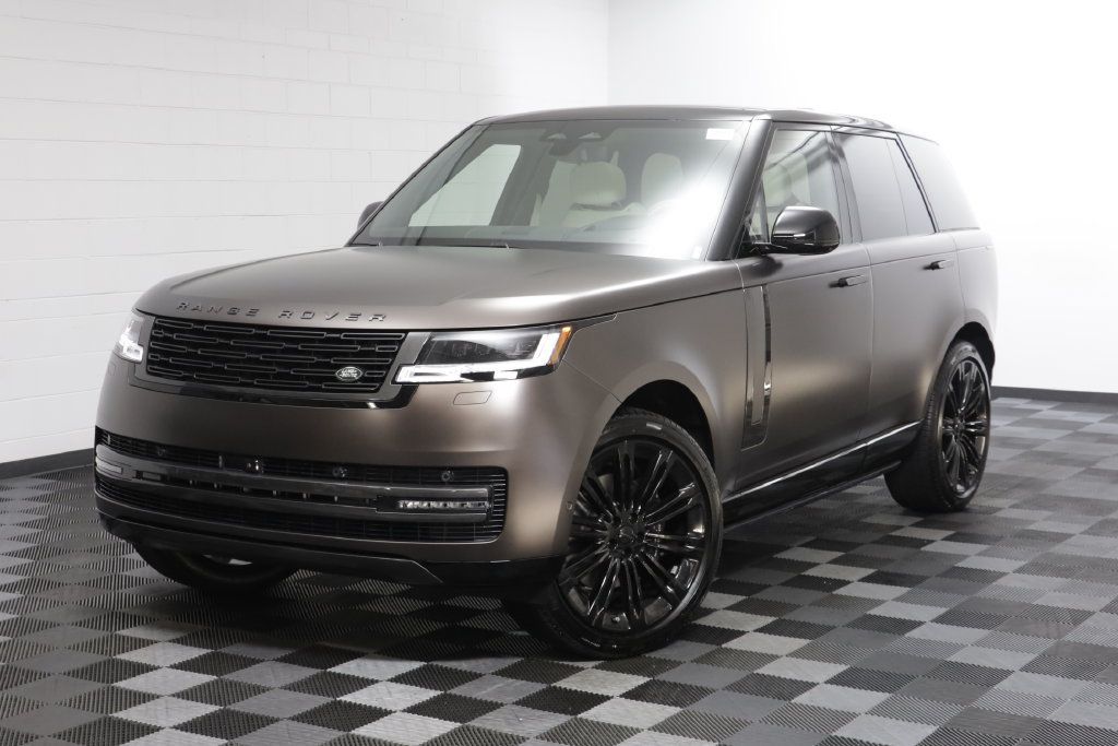 New 2026 Land Rover Range Rover SE AWD/4WD image 1