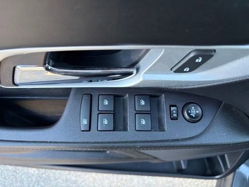 Used 2017 GMC Terrain SLE image 5