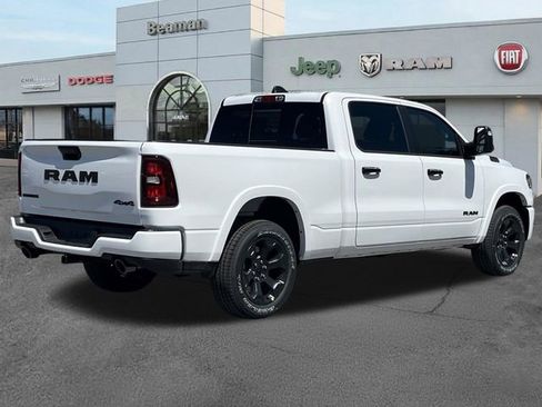 New 2026 RAM 1500 4x4 Crew Cab image 7