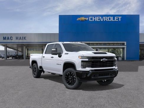 New 2026 Chevrolet Silverado 2500 Custom w/ Custom Value Package AWD/4WD image 1