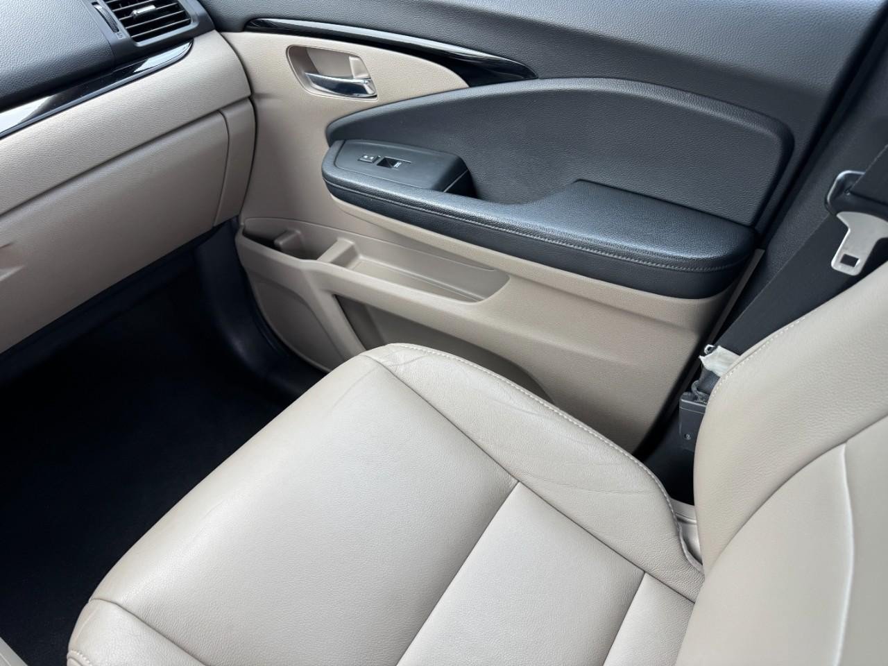 Used 2020 Honda Pilot Touring image 18