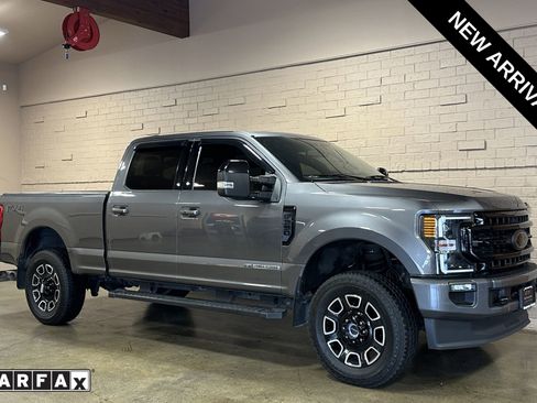Used 2022 Ford F350 Lariat w/ Black Appearance Package AWD/4WD image 1