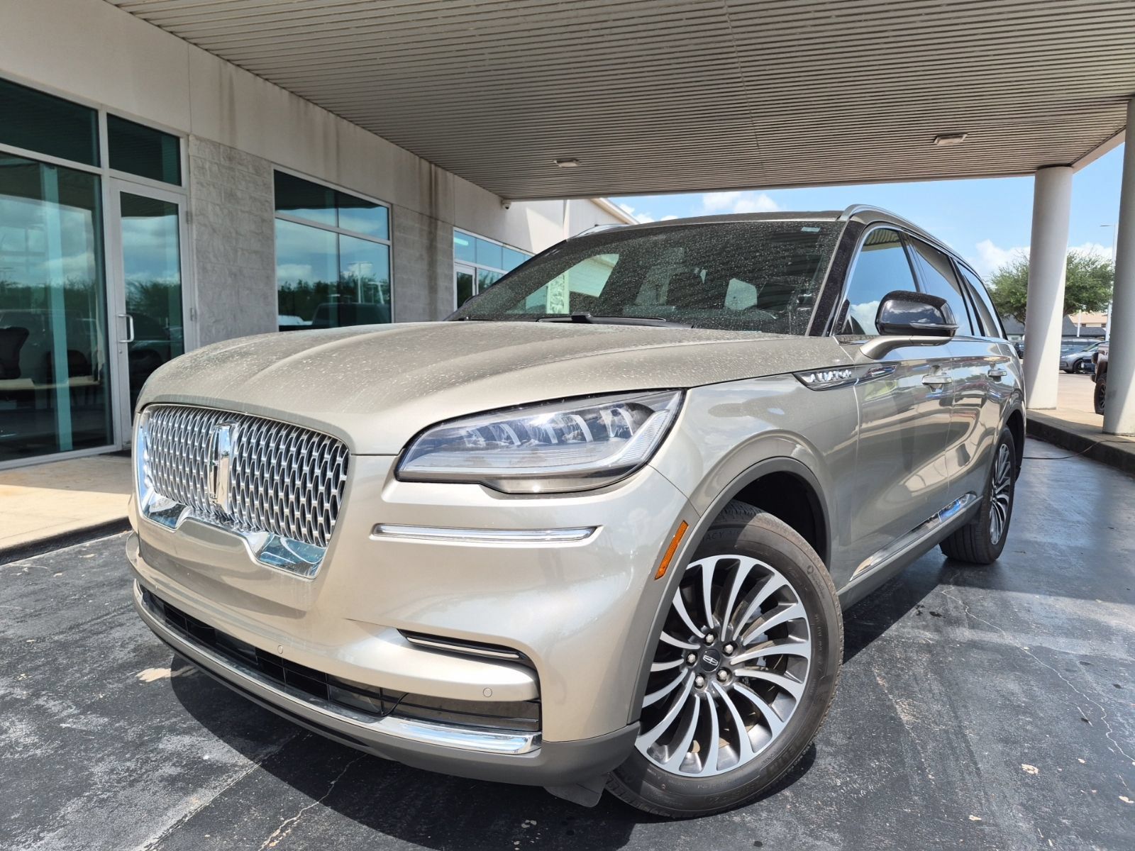Used 2023 Lincoln Aviator Reserve w/ Elements Package Plus RWD image 1