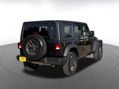 Used 2025 Jeep Wrangler Unlimited Sport AWD/4WD image 14