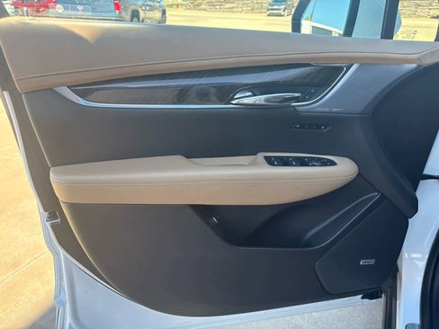 Used 2023 Cadillac XT6 Premium Luxury w/ Platinum Package image 13