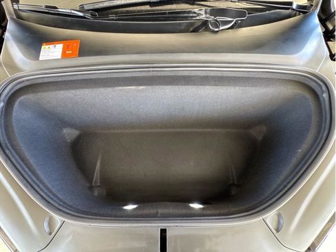 Used 2016 Tesla Model X 90D image 26