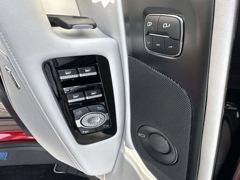 New 2026 Lincoln Nautilus Reserve image 9