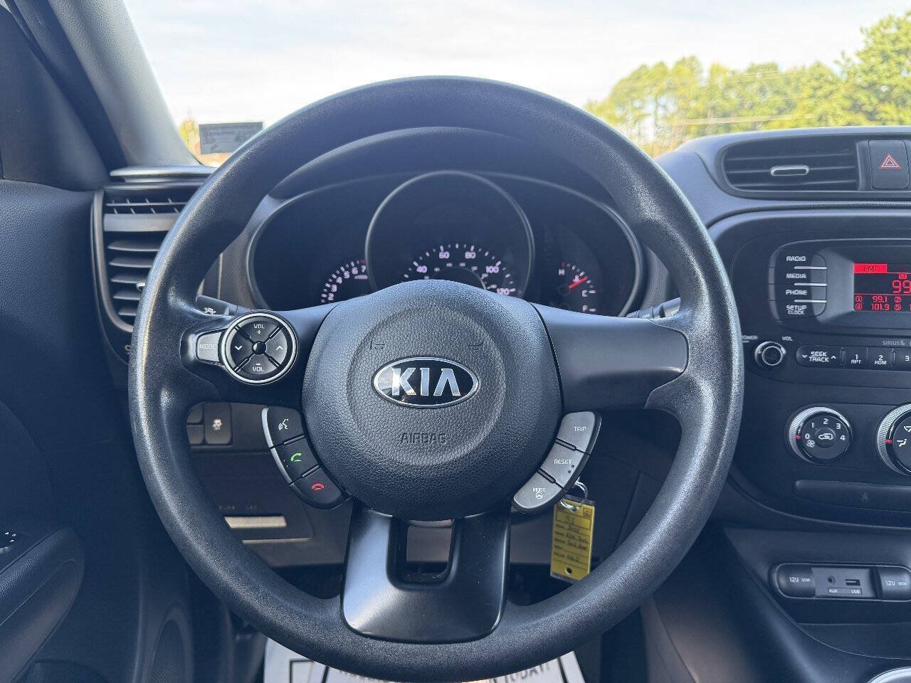 Used 2015 Kia Soul FWD image 14