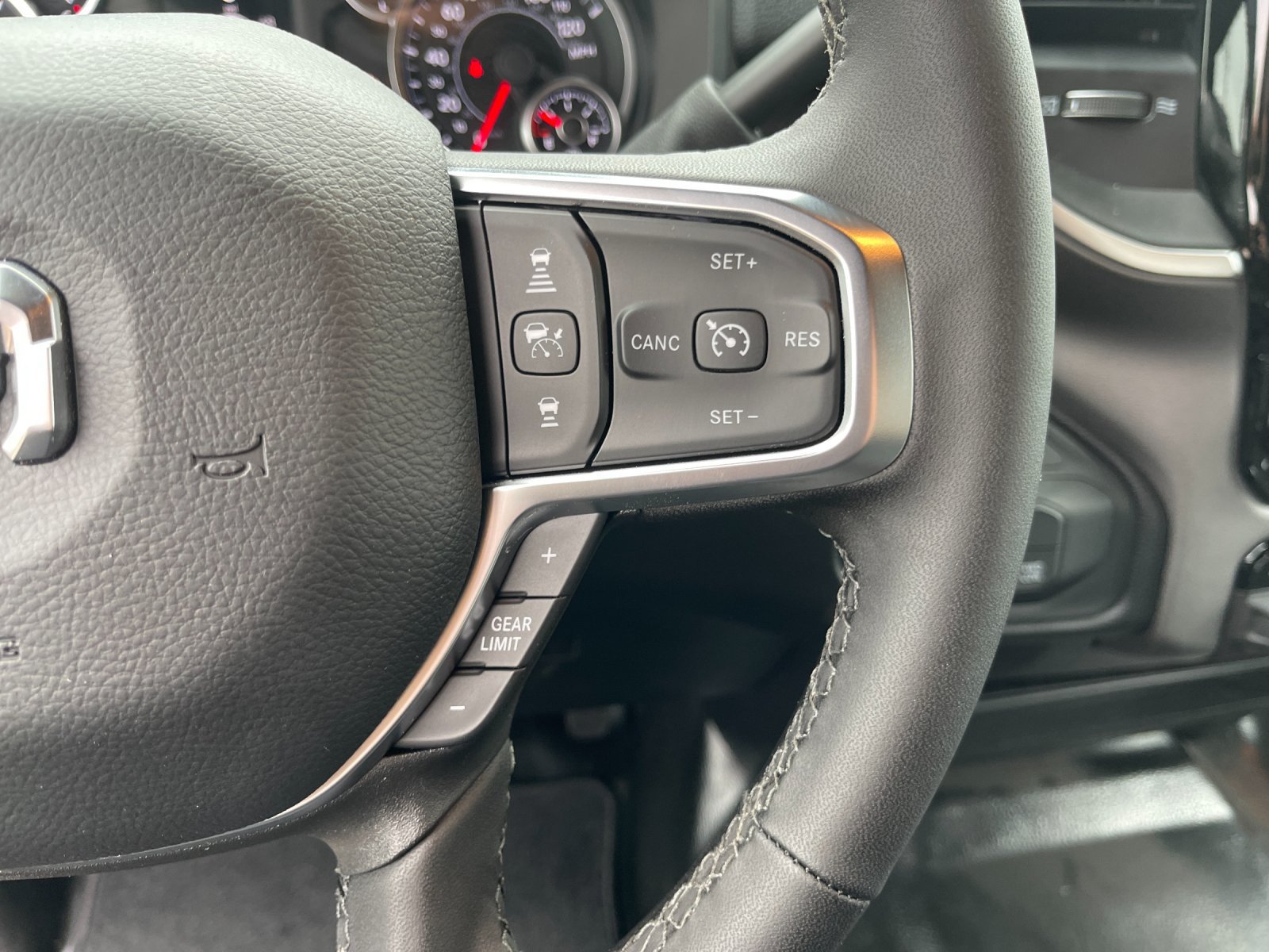 New 2026 RAM 2500 Big Horn AWD/4WD image 26