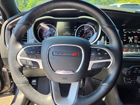 Used 2018 Dodge Charger R/T Scat Pack RWD image 15