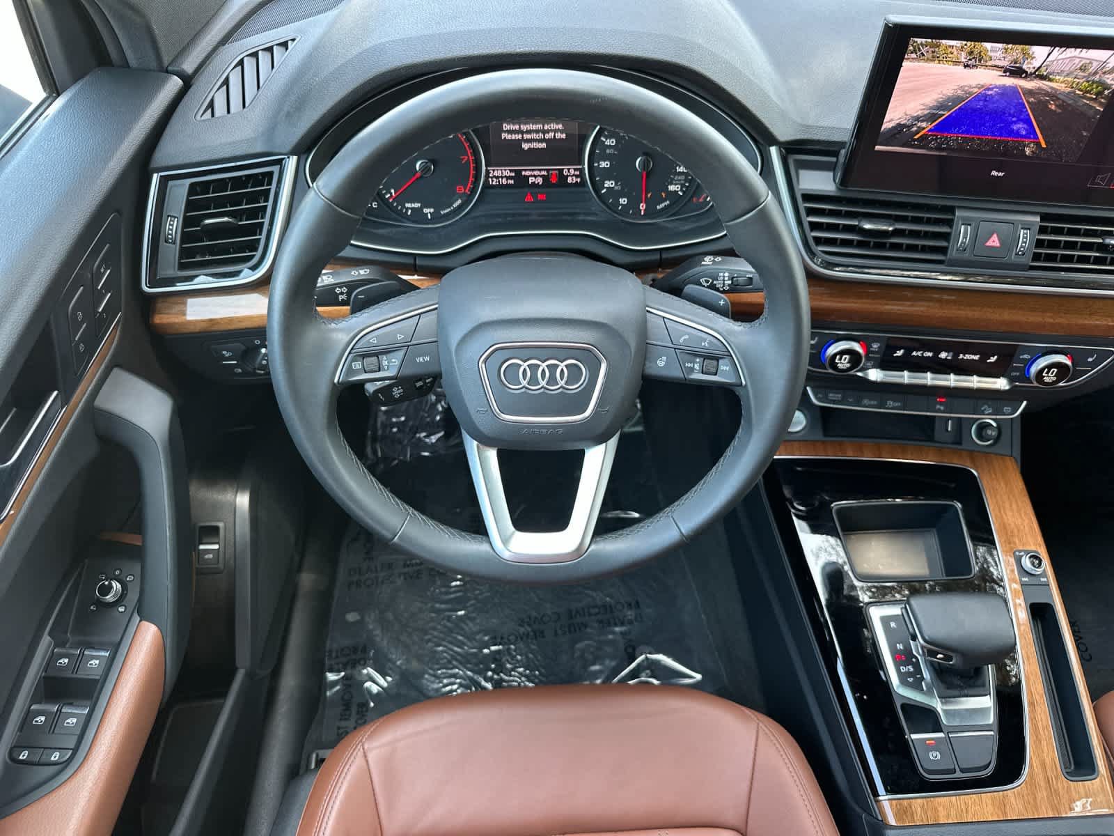 Used 2023 Audi Q5 2.0T Premium w/ Convenience Package AWD/4WD image 14