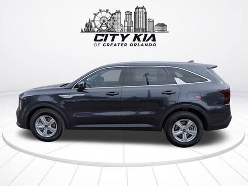 New 2026 Kia Sorento LX FWD image 3
