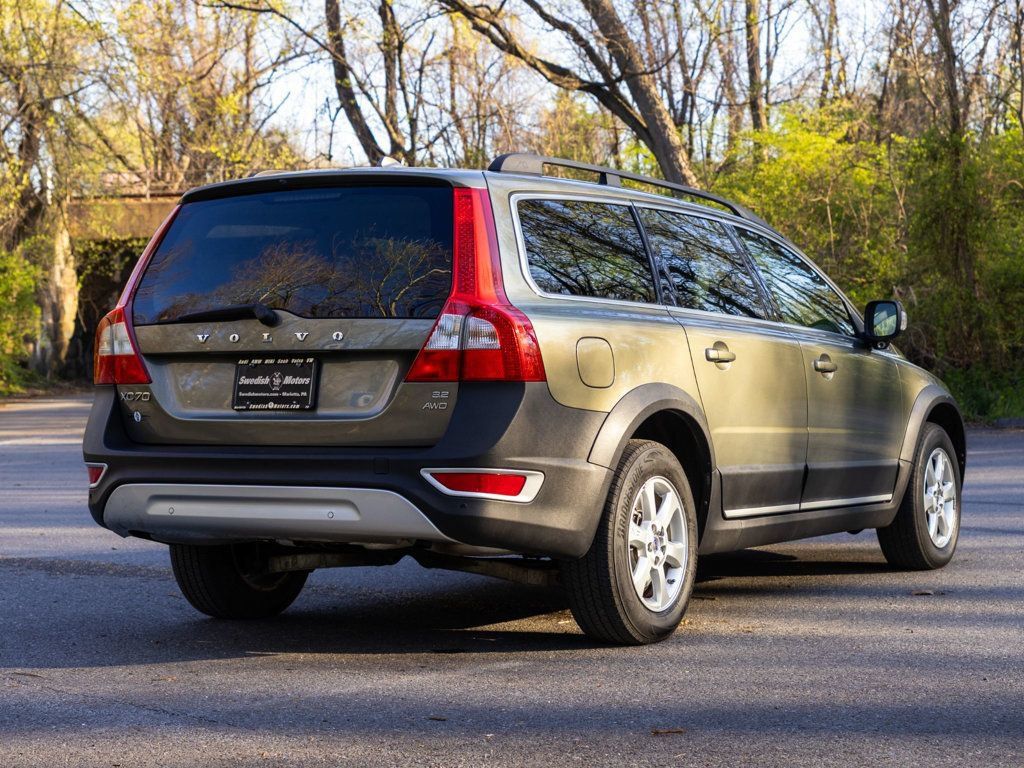 Used 2010 Volvo XC70 3.2 AWD/4WD image 7