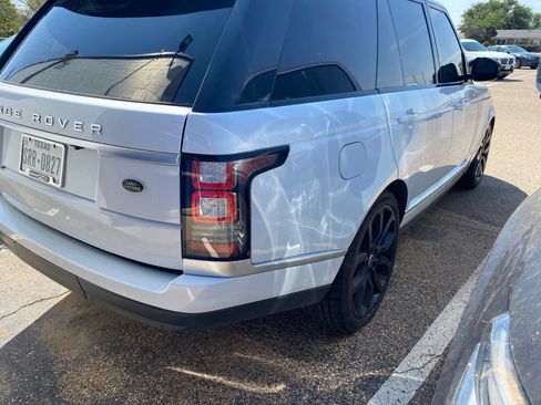 Used 2017 Land Rover Range Rover Supercharged AWD/4WD image 12