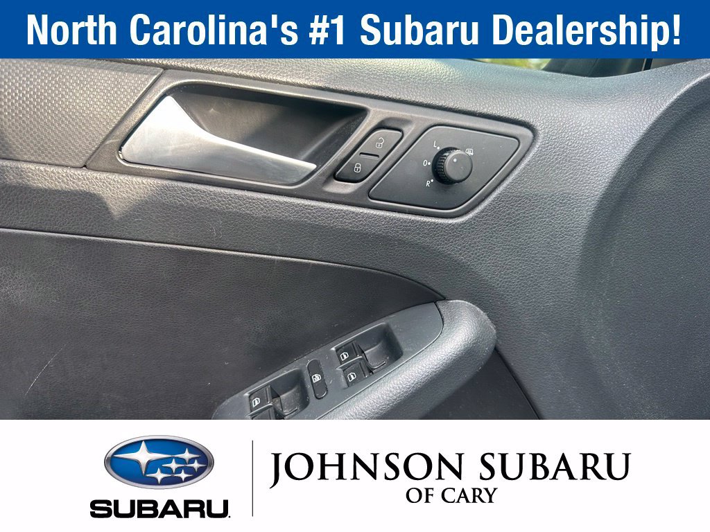 Used 2014 Volkswagen Jetta SE FWD image 13