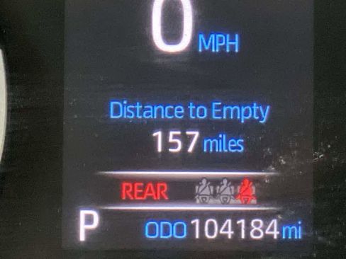 Used 2021 Toyota RAV4 XLE image 18