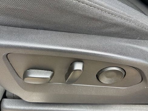 Used 2023 GMC Sierra 1500 Elevation image 7