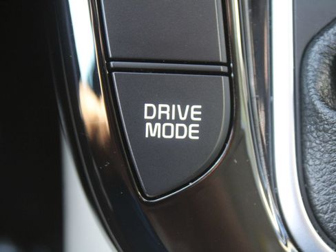 Certified 2025 Kia Soul EX FWD image 37