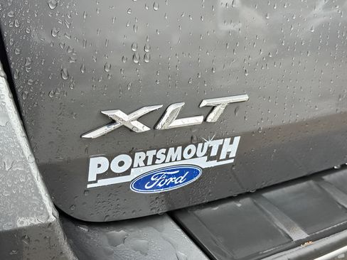Used 2022 Ford Explorer XLT w/ Equipment Group 202A AWD/4WD image 22