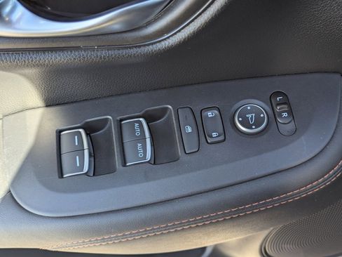 Used 2024 Honda HR-V Sport image 22