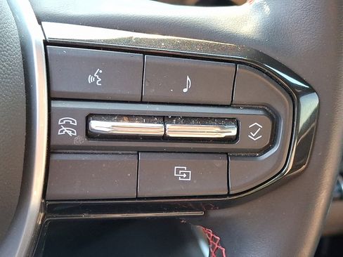 Certified 2023 Chevrolet Colorado Z71 w/ Z71 Convenience Package 2 image 23