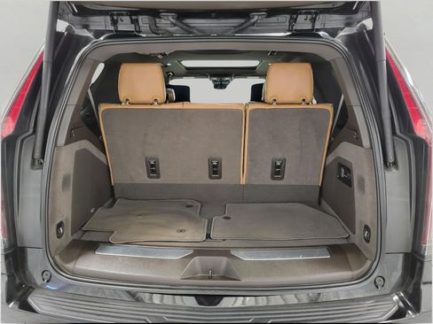 Certified 2021 Cadillac Escalade Sport AWD/4WD image 43