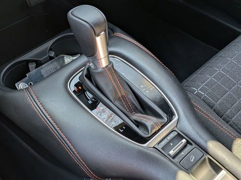 Used 2024 Honda HR-V Sport image 20
