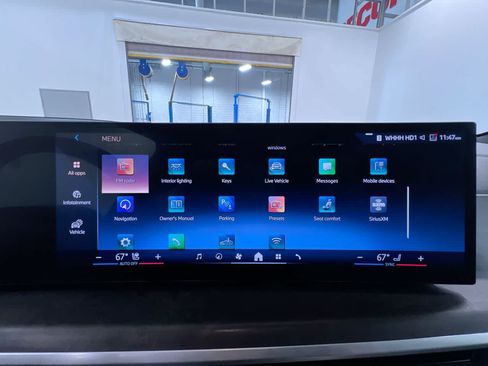 Used 2024 BMW X5 xDrive40i w/ Premium Package AWD/4WD image 29