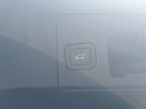 Used 2023 Cadillac XT5 Luxury FWD image 14
