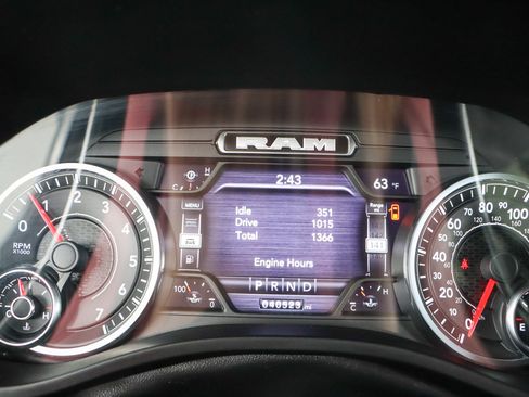 Used 2022 RAM 1500 Big Horn AWD/4WD image 15