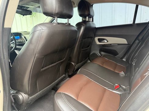 Used 2013 Chevrolet Cruze LT FWD image 23