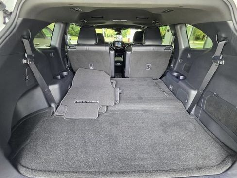 Used 2022 Toyota Highlander XSE FWD image 14